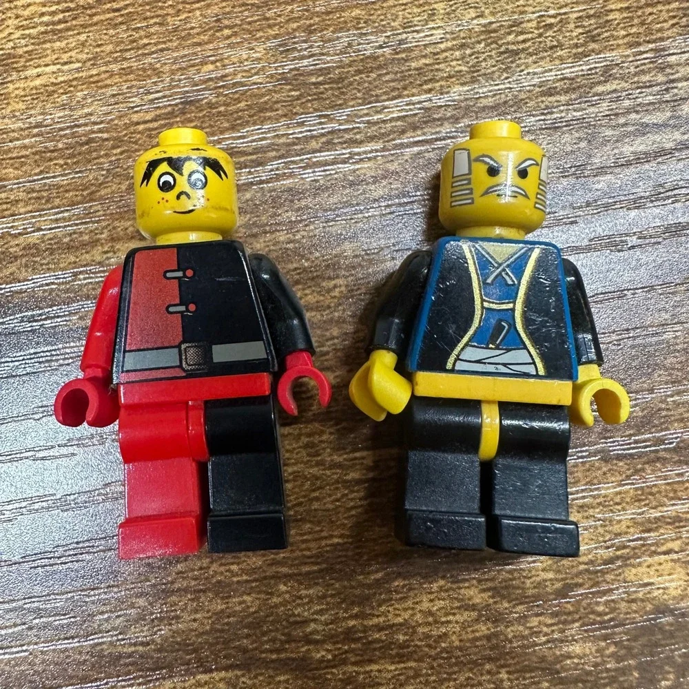 Lego Minifigures Lot Fright Knights Castle Ninja Basil Bat Lord Willa Witch 8pc
